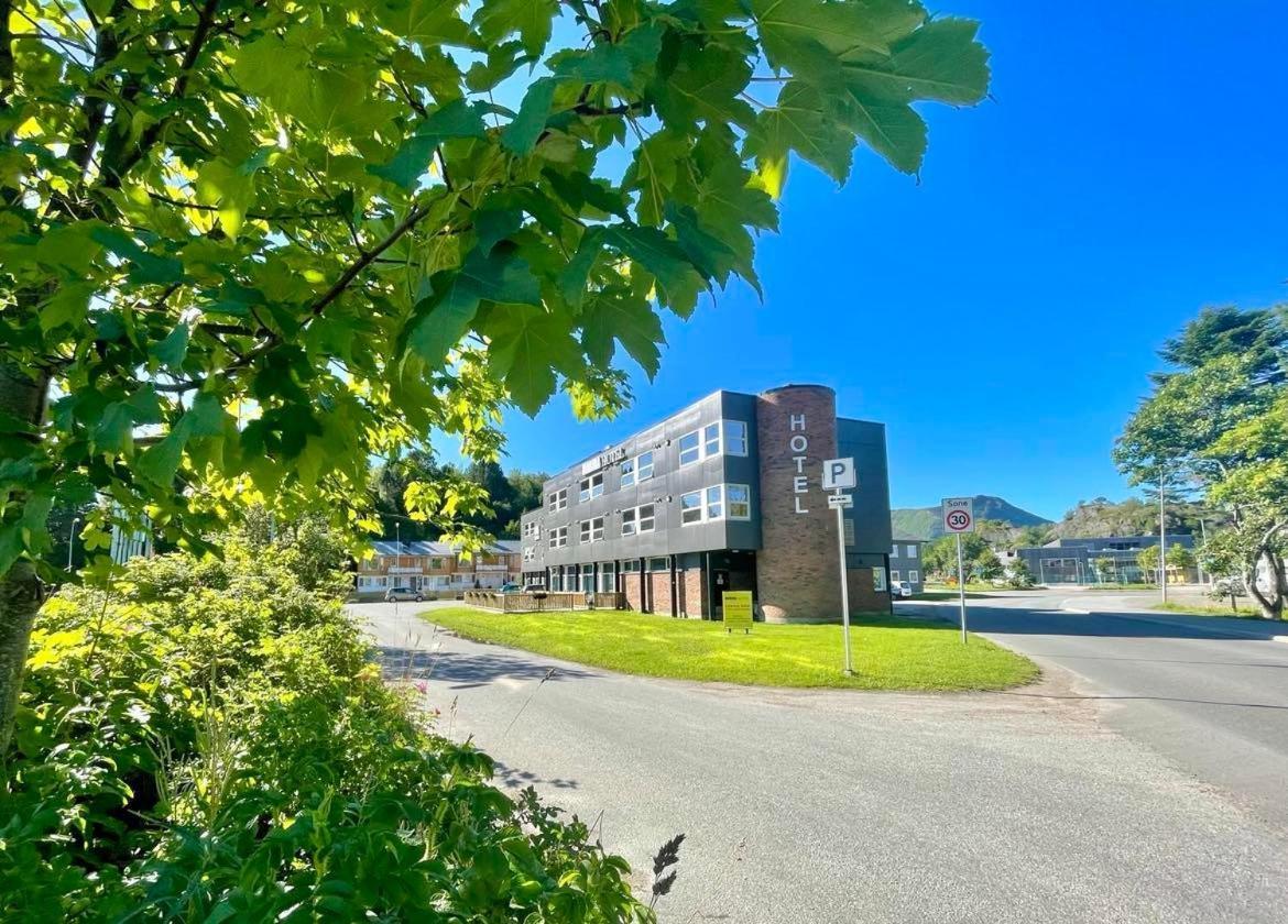 Marina Hotel Lofoten سفولفير المظهر الخارجي الصورة
